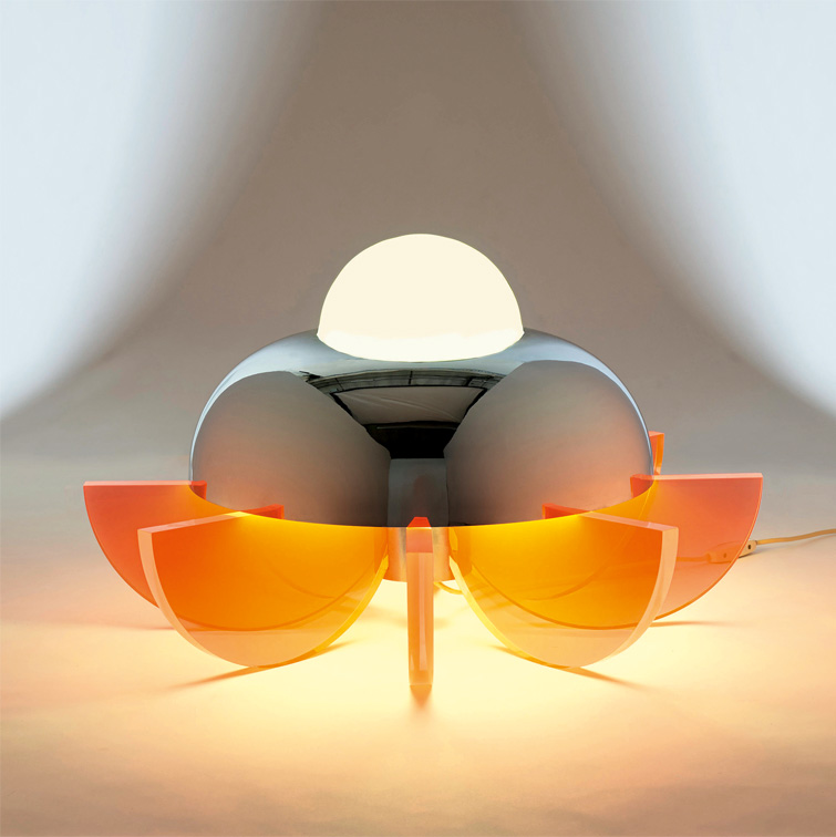 — Supernova lampada, Bilumen 1971