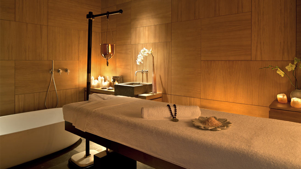 Conservatorium Hotel Amsterdam — Amsterdam, Netherlands — scorcio verticale