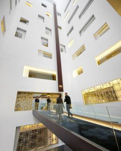 Hotel Mandarin Oriental — Barcelona, Spain — scorcio verticale