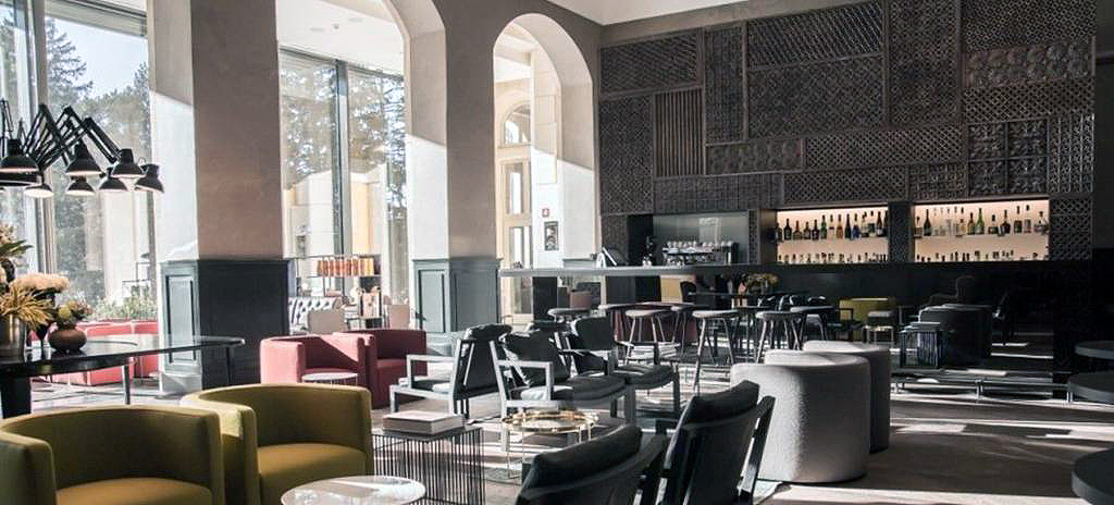 Saint-Vincent Resort Casinò — Saint Vincent, Italy — scorcio verticale