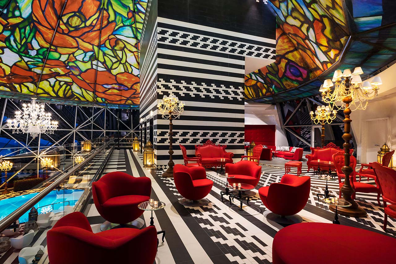 Mondrian Hotel — Doha, Qatar — scorcio verticale