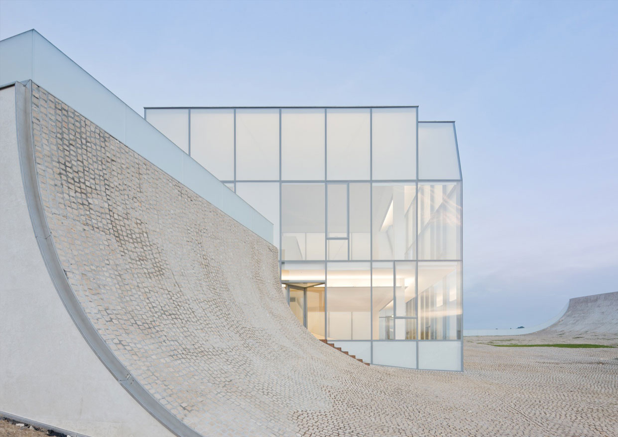 Cité de l’ocean et du surf — Biarritz, France — scatto 2