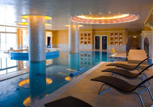 Sunset Resort — Pomorie, Bulgary — scorcio verticale