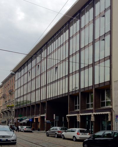 Complesso Bica — Milan, Italy — scorcio verticale
