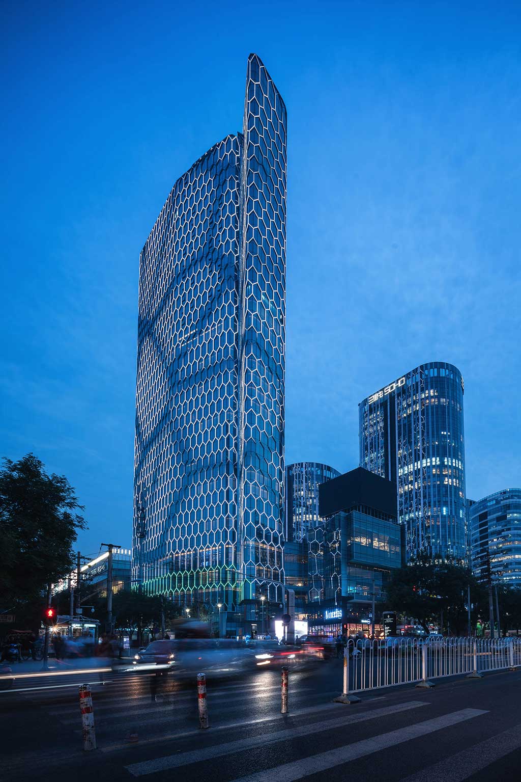 Topwin Center — Pechino, Cina — scorcio verticale