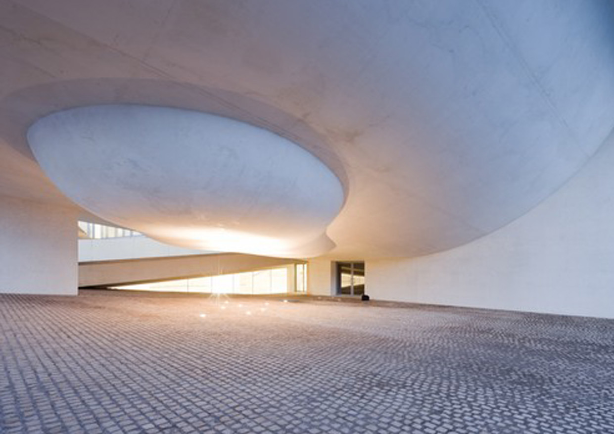 Cité de l’ocean et du surf — Biarritz, France — scatto 1